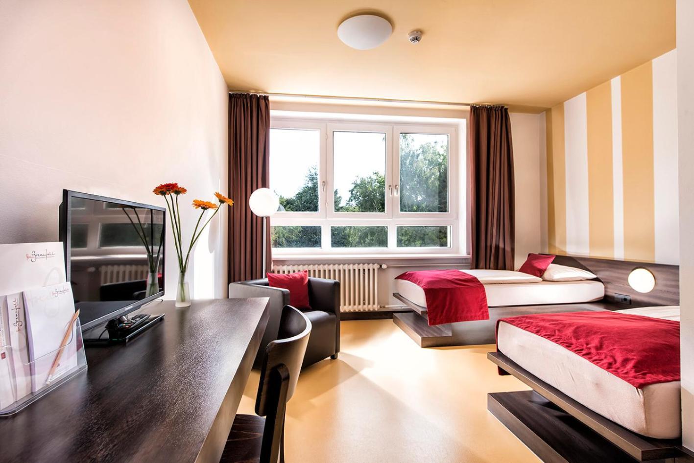 Hotel Grenzfall Берлин Экстерьер фото